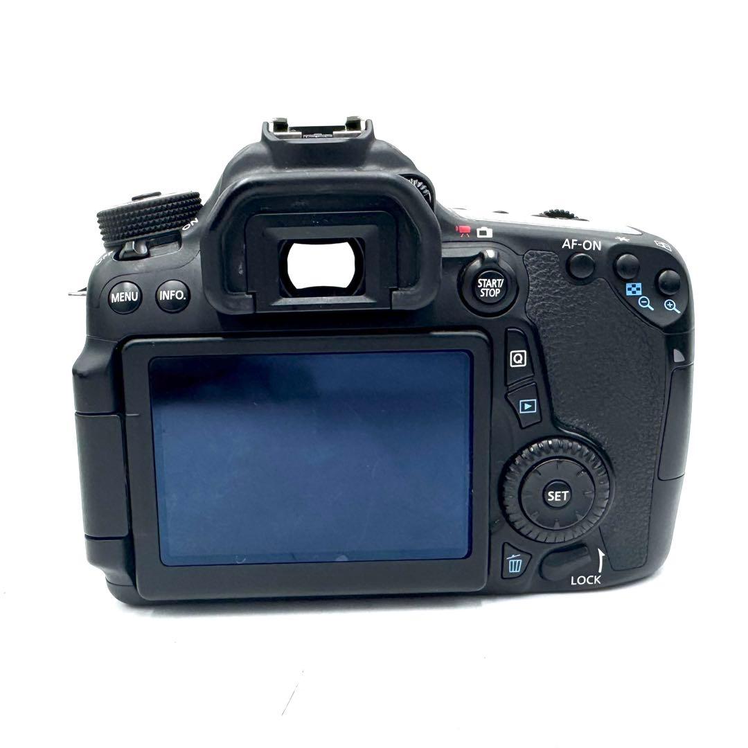 美品 CANON EOS 70D レンズキット デジタル一眼レフカメラ