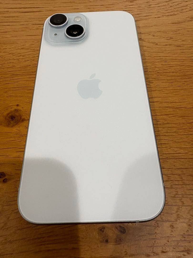 Apple iPhone 15 simフリー ホワイト 本体