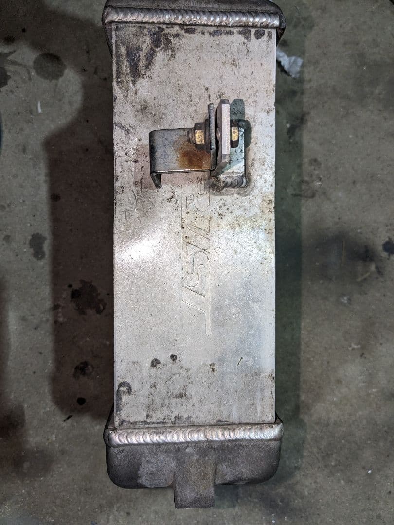 希少！トラスト　インタークーラー　60パイ