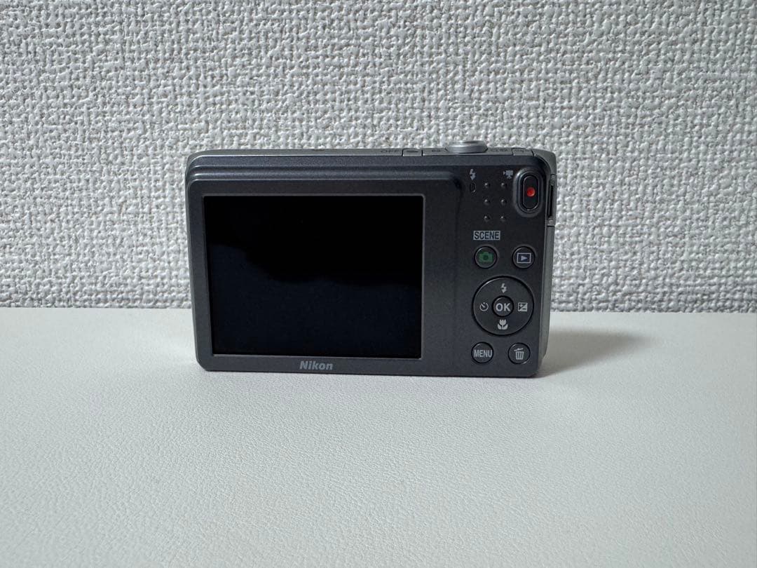 Nikon COOLPIX s3700 シルバー