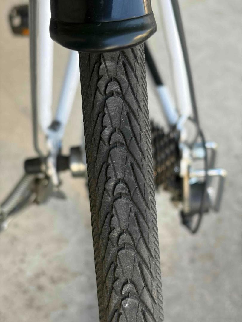 引取限定 イオンバイク アストロイア クロスバイク 700C 6段変速 ホワイト