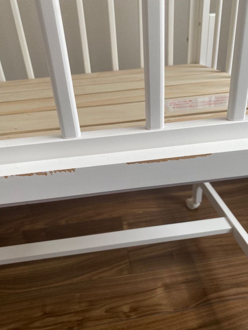 soinel mini ホワイト 木製ベビーベッド　傷あり