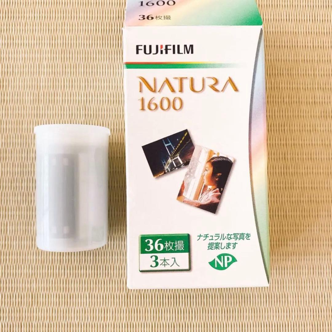 OLYMPUS OM-2 N 28mmレンズNATURA1600,PRO400H