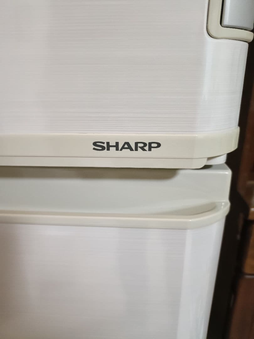 ebsn　SHARP 冷蔵庫 SJ-PW38Y-S 両開き384L 送料別