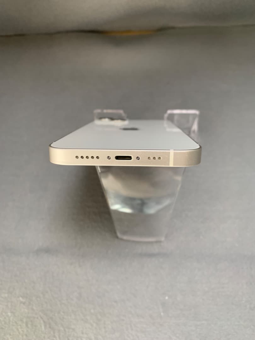 中古美品 国内版 SIMフリー iPhone13 128GB スターライト色