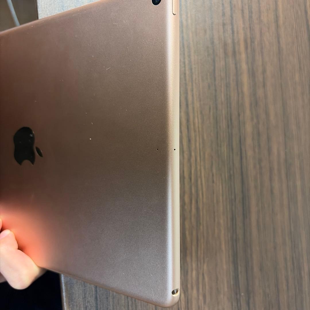Apple iPad Air (3世代) 64GB ゴールド 本体のみ
