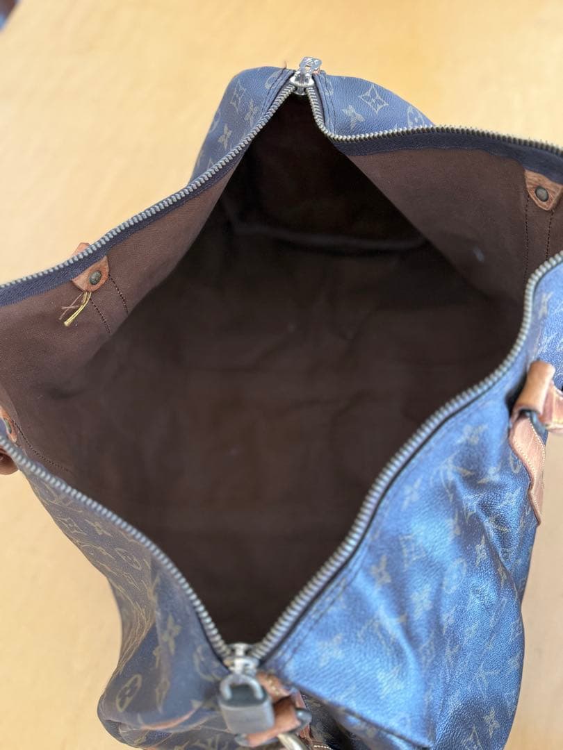 直営店購入ルイヴィトン　Louis Vuitton キーポル バンドリエール50