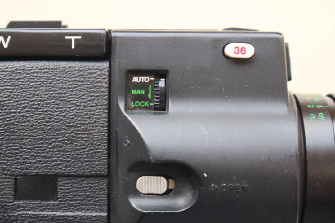 8mmフィルムカメラ　Sankyo ES-44XL 動作品　実写確認済み