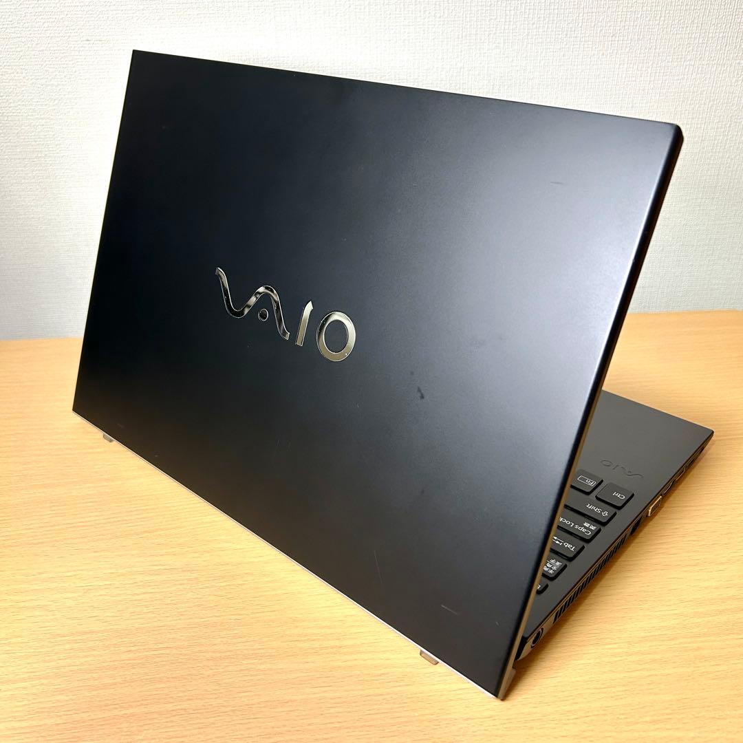 美品 VAIO S15 VJS1551 1TB DVDドライブ 15型　12世代