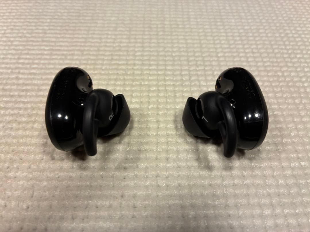 【美品】＜BOSE＞QUIET COMFORT EARBUDS ブラック