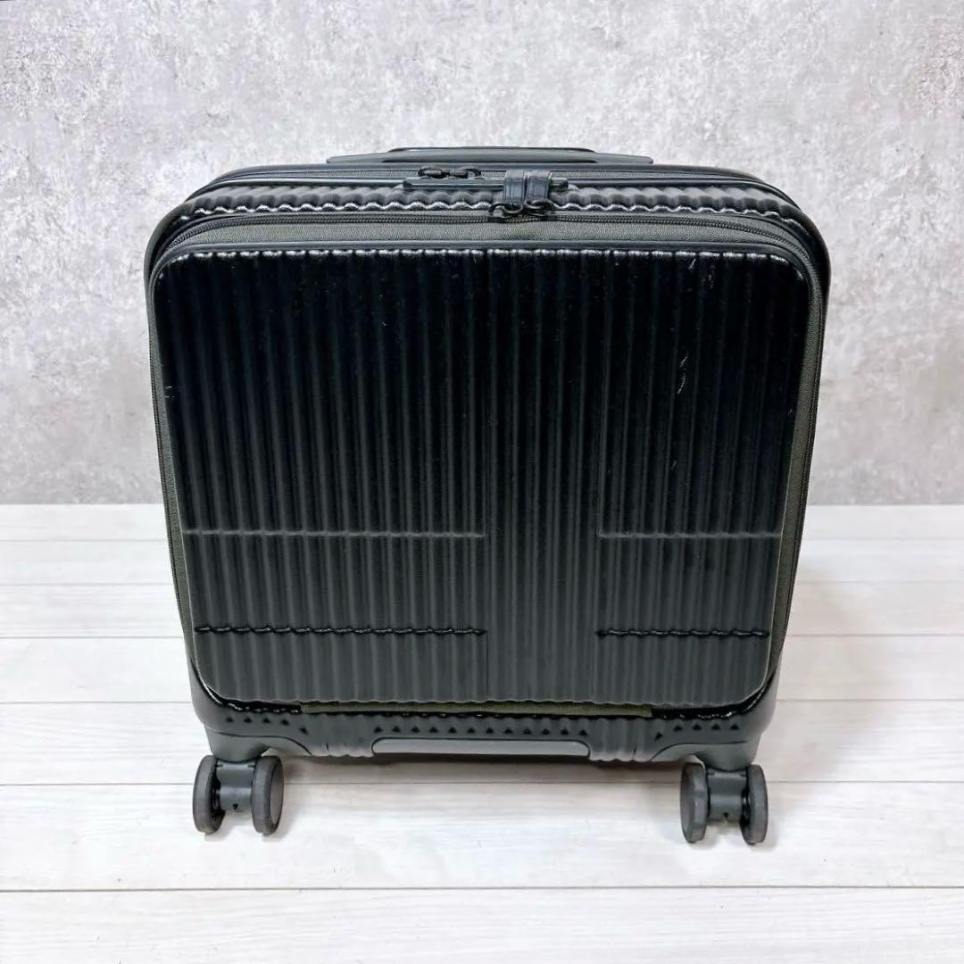 【美品】innovator イノベーター スーツケース 33L 機内持込み可