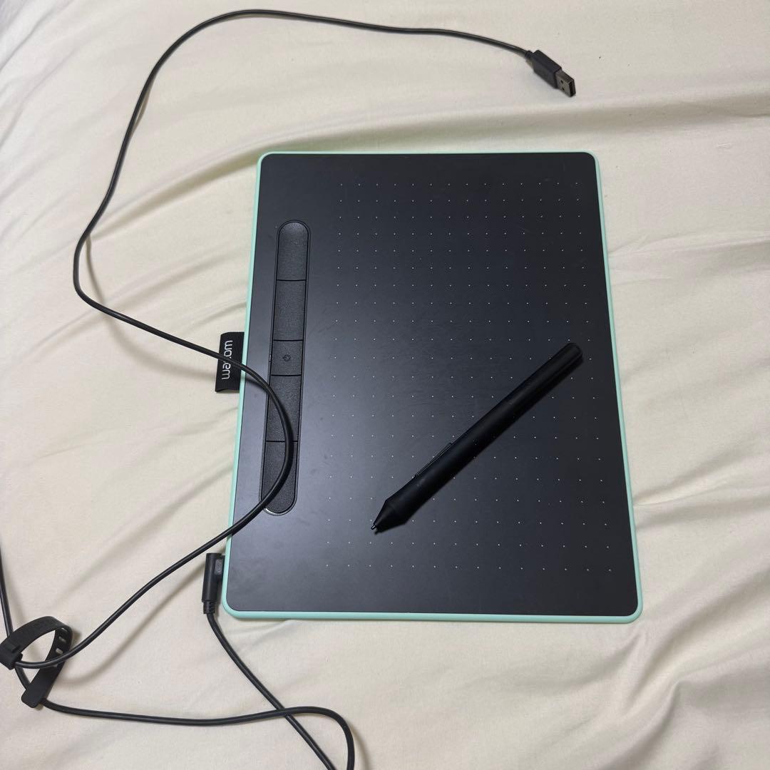 ワコム Wacom Intuos Medium ワイヤレス ピスタチオグリーン