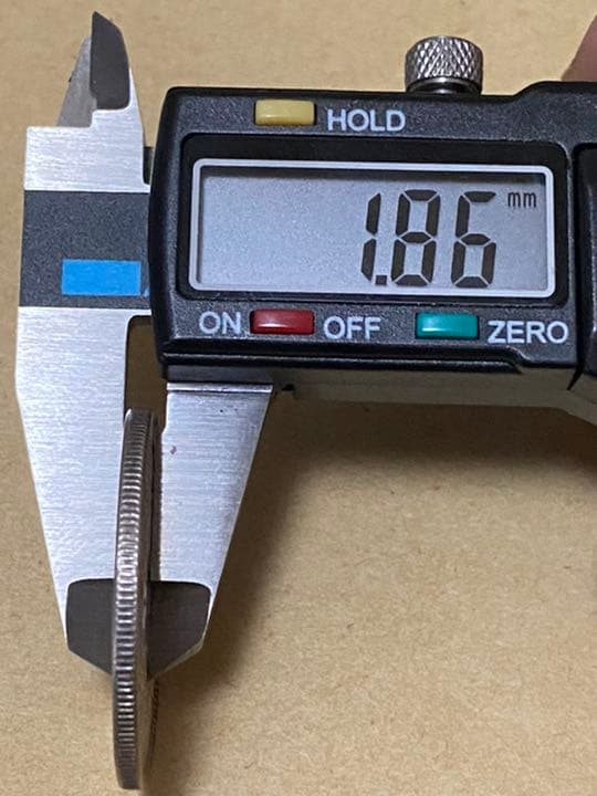 中華民国三年　中圓銀貨　袁世凱　毎二枚、富一枚