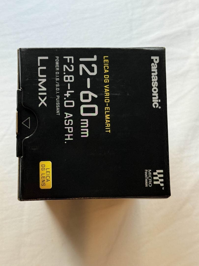 LUMIX 12-60mm F2.8-4.0 標準ズームレンズ