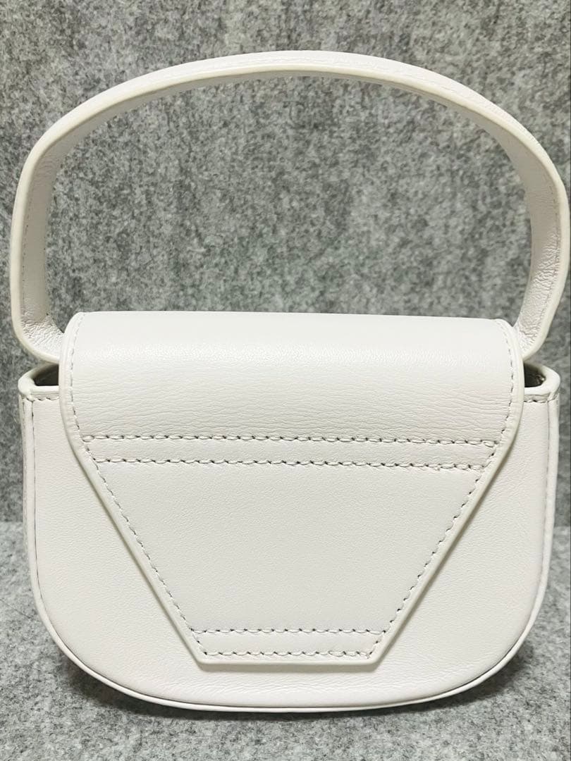 DIESEL 1DR ショルダーバッグ XS ホワイト 2way