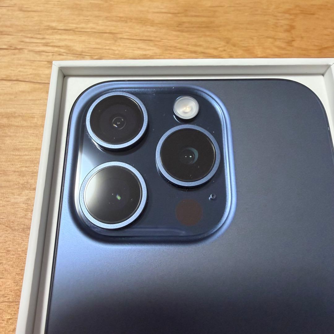 iPhone15pro 本体 128GB