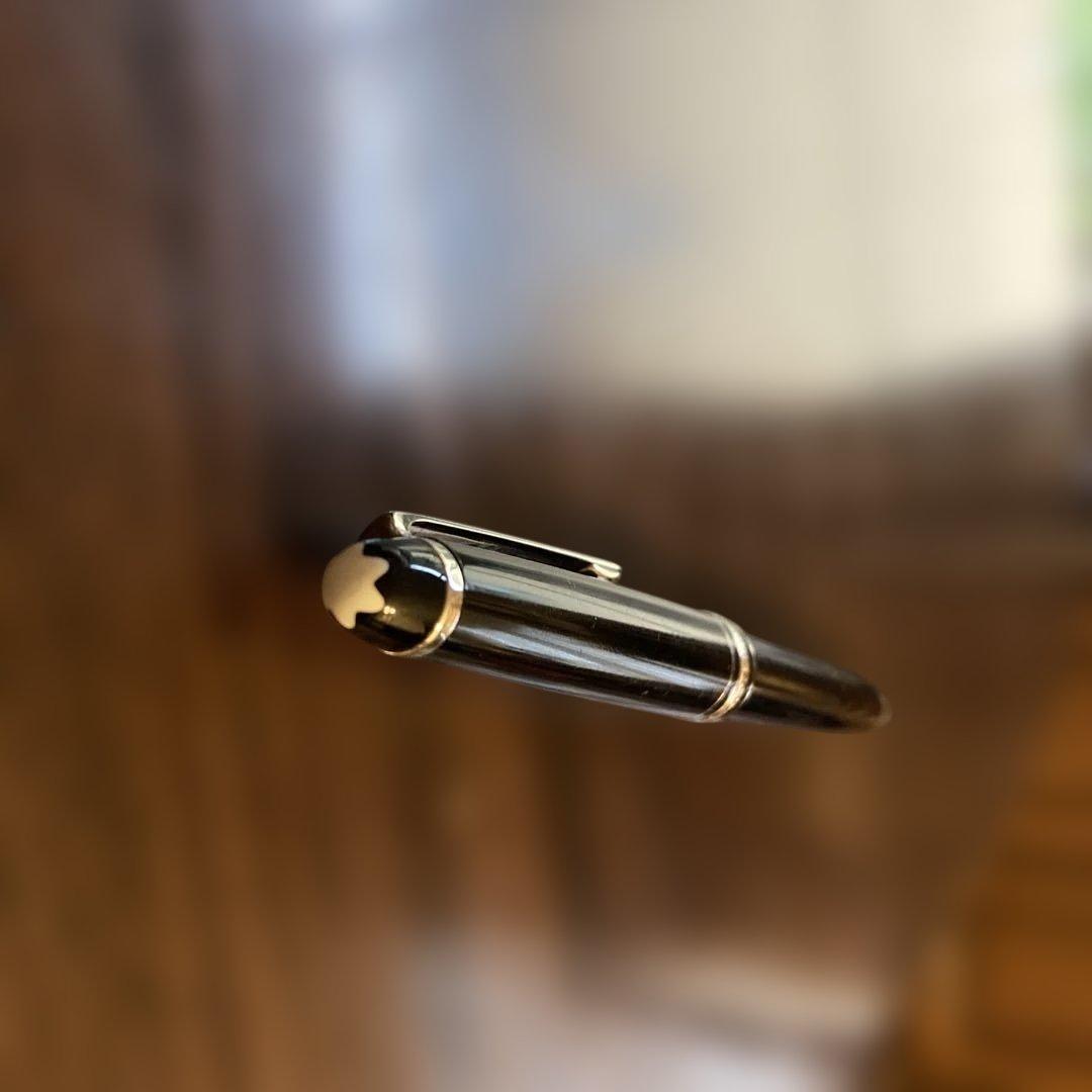 け*い様 モンブラン黒のボールペン 本体