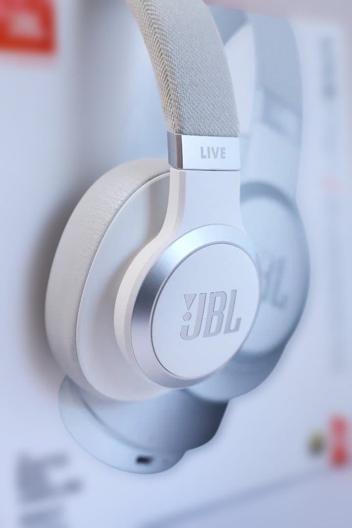 ヘッドホン JBL LIVE 770NC
