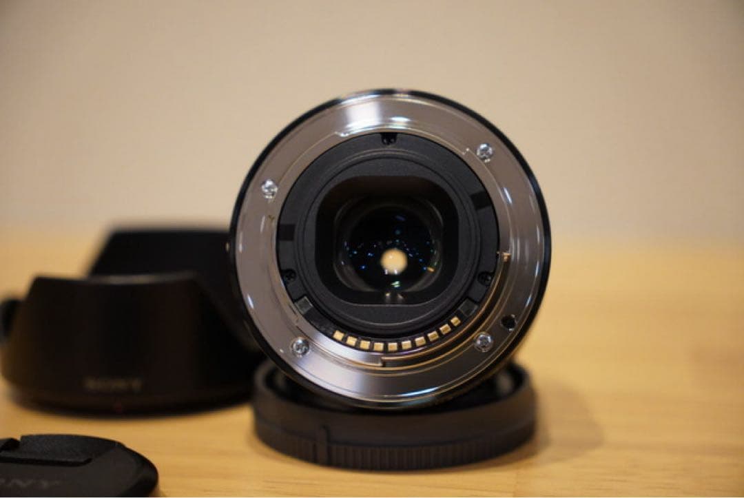 美品　SEL35F18 SONY レンズ　フィルター付き