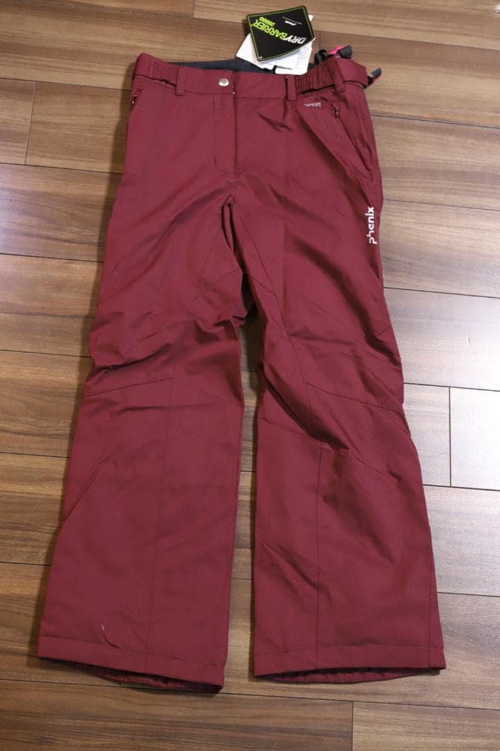 新品半額以下★Phenix スキーウェア S 定価68,200円フェニックス