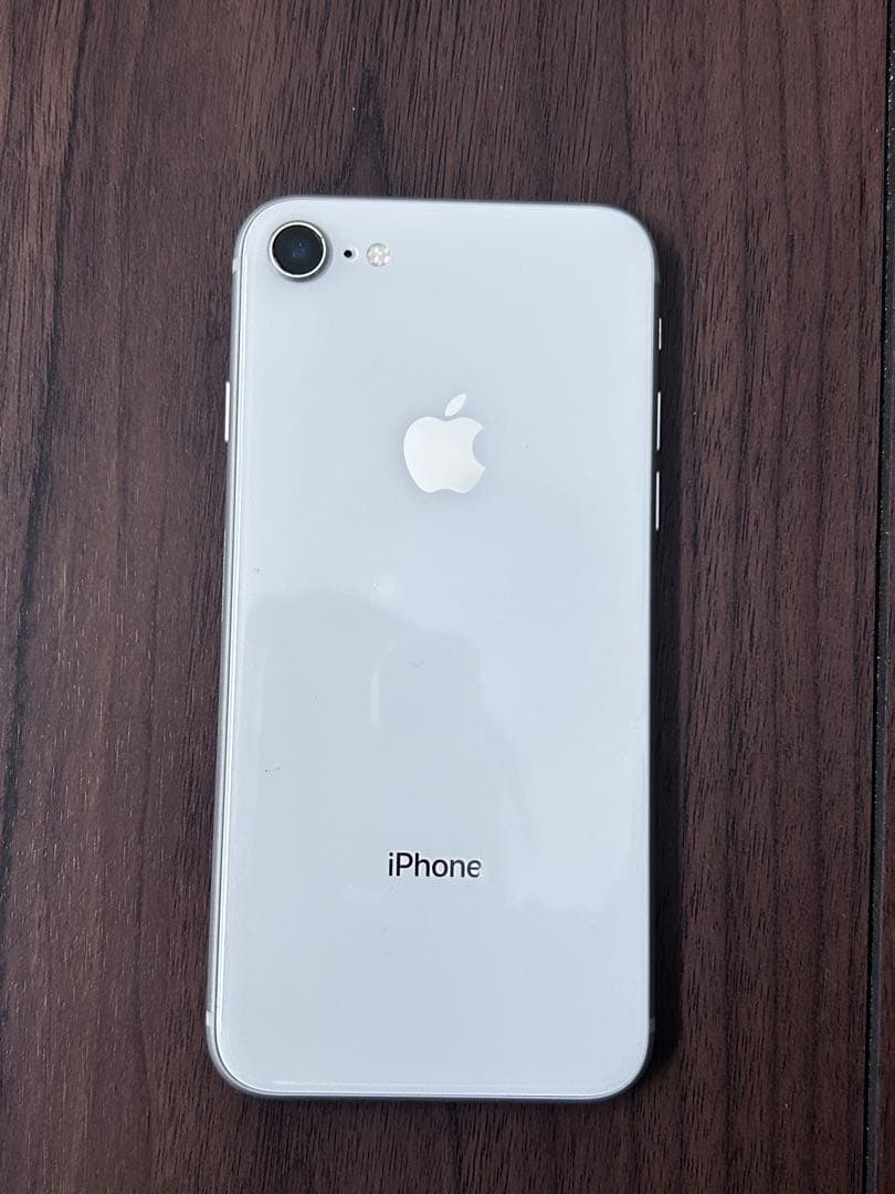 P*h様 Apple iPhone 8 64GB ホワイト