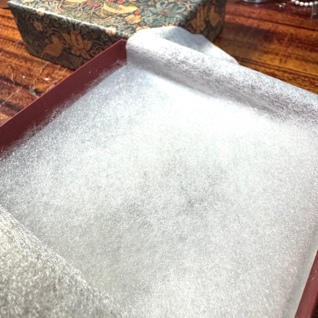 碌山 ウィリアム・モリスいちご泥棒ペンダントブローチ（ガーネット）