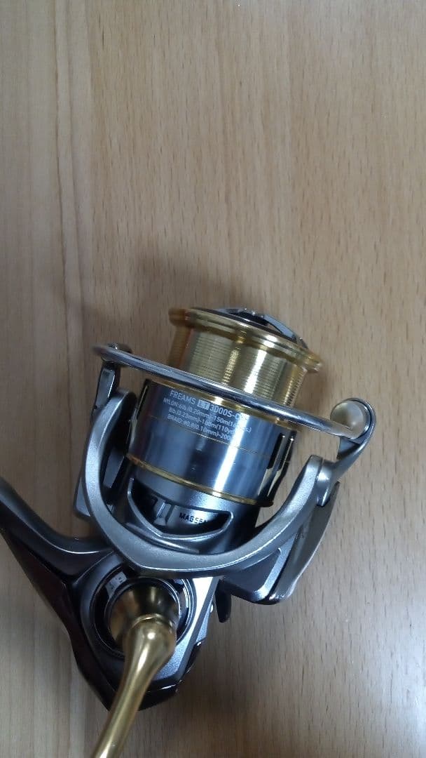 DAIWA　フリームス　LT3000S-CXH ベアリング追加済み　中古美品