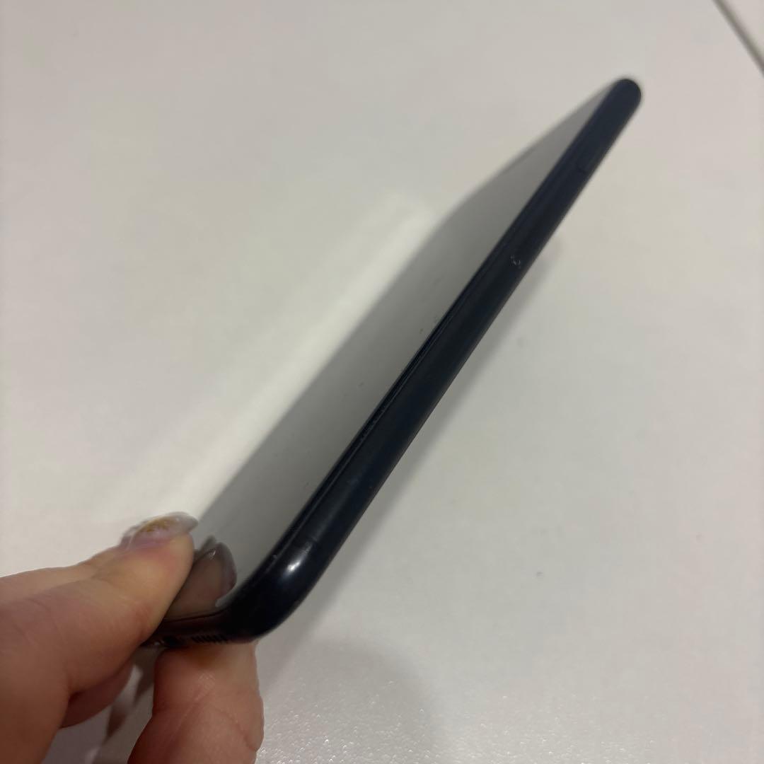 【箱付き】Apple iPhone SE (第2世代)128GB SIMフリー