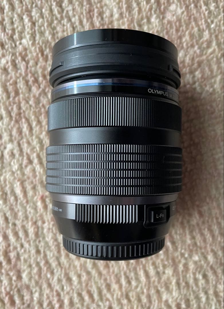 OLYMPUS M.ZUIKO 12-40mm f/2.8 PRO フィルタ付き