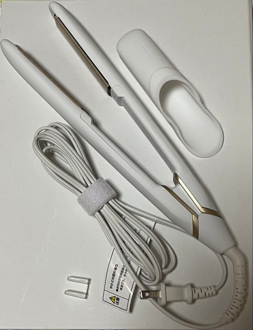 『美品』KINUJO ストレートヘアアイロン ホワイトDS200海外兼用