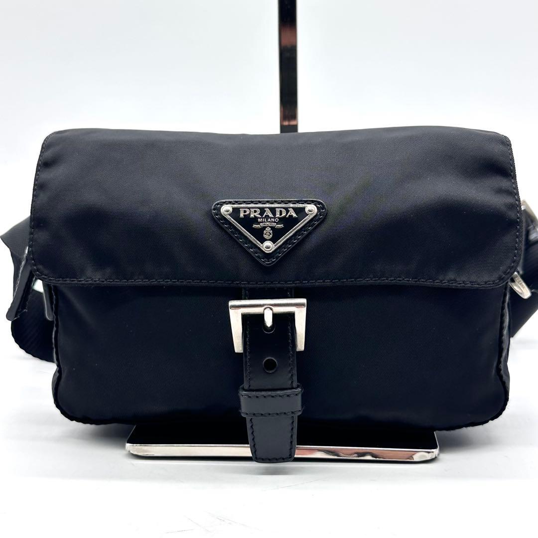 ✨美品✨プラダ ウエストバッグ 三角ロゴプレート ベルト ナイロン ブラック