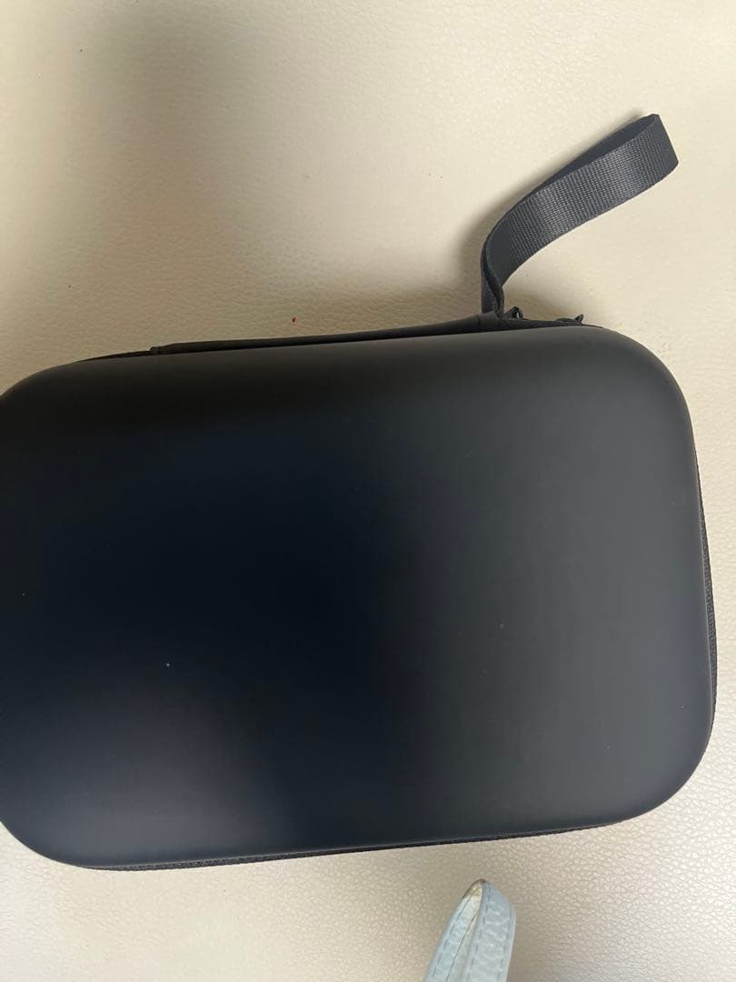 4連ソーラーパネルつきソーラーチャージャー　新品