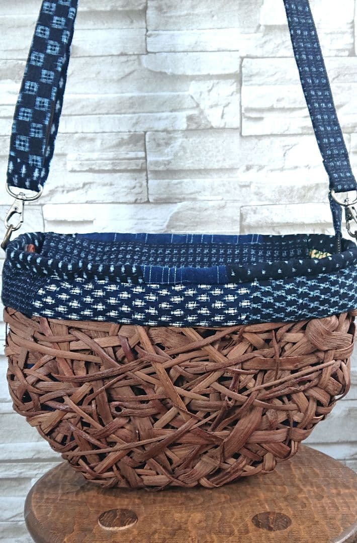 山葡萄ラウンド型ショルダー//斜め掛けbag