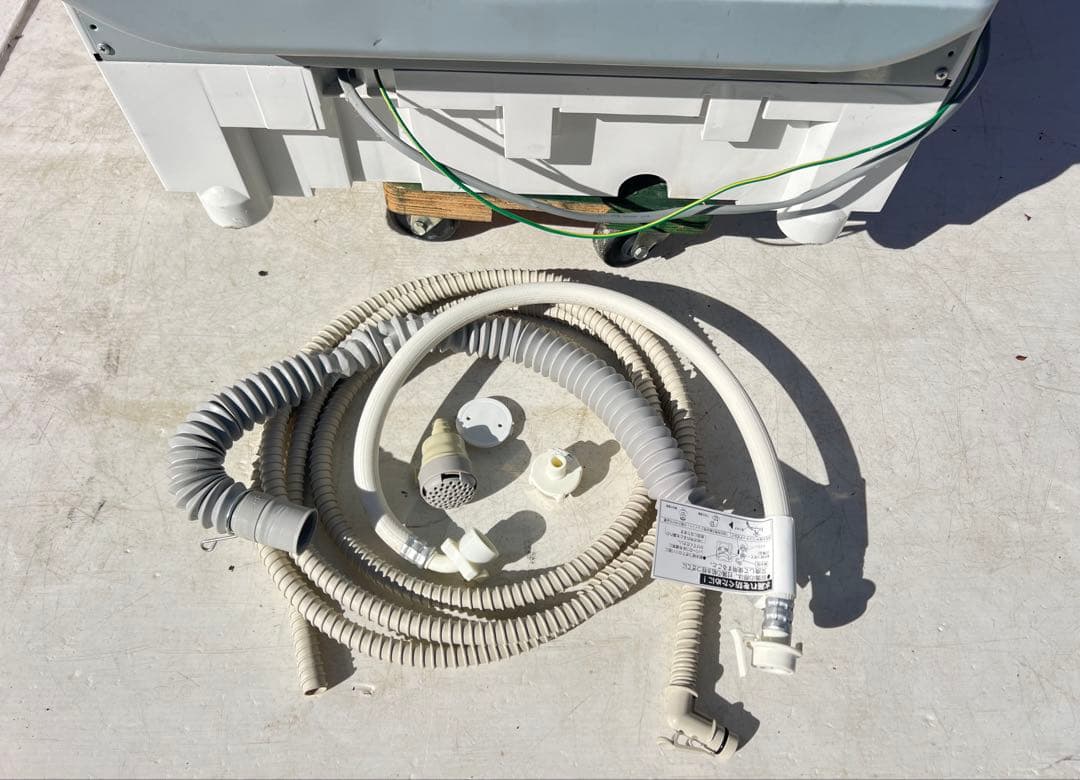 Panasonicドラム式電気洗濯機NA-VG1100R 2016年