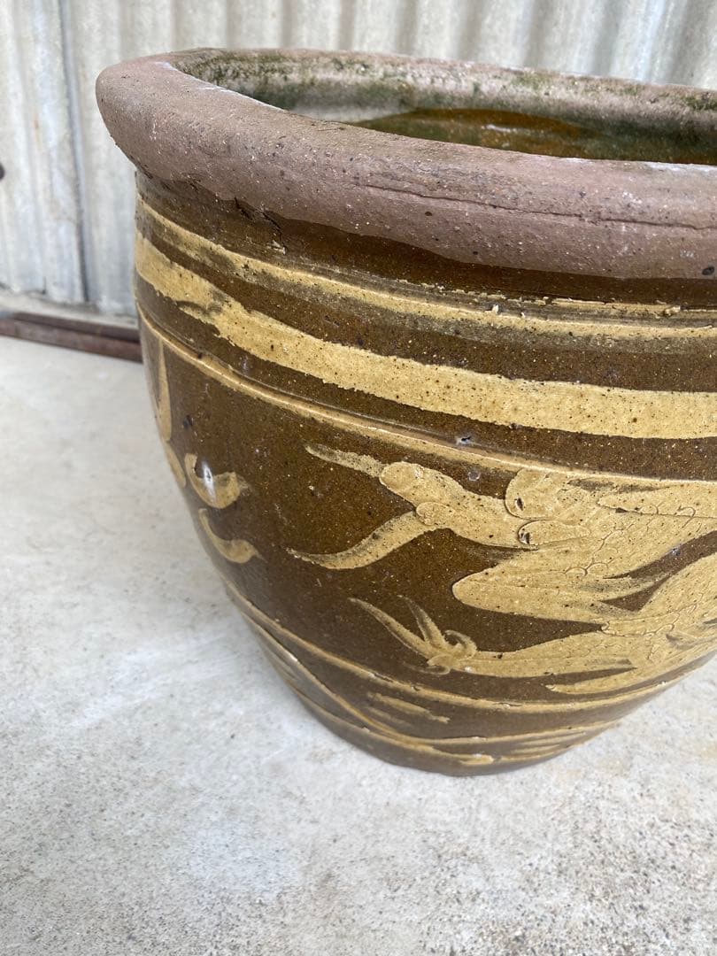 金魚鉢　メダカ鉢　睡蓮鉢　焼物　ピータン壺　水鉢