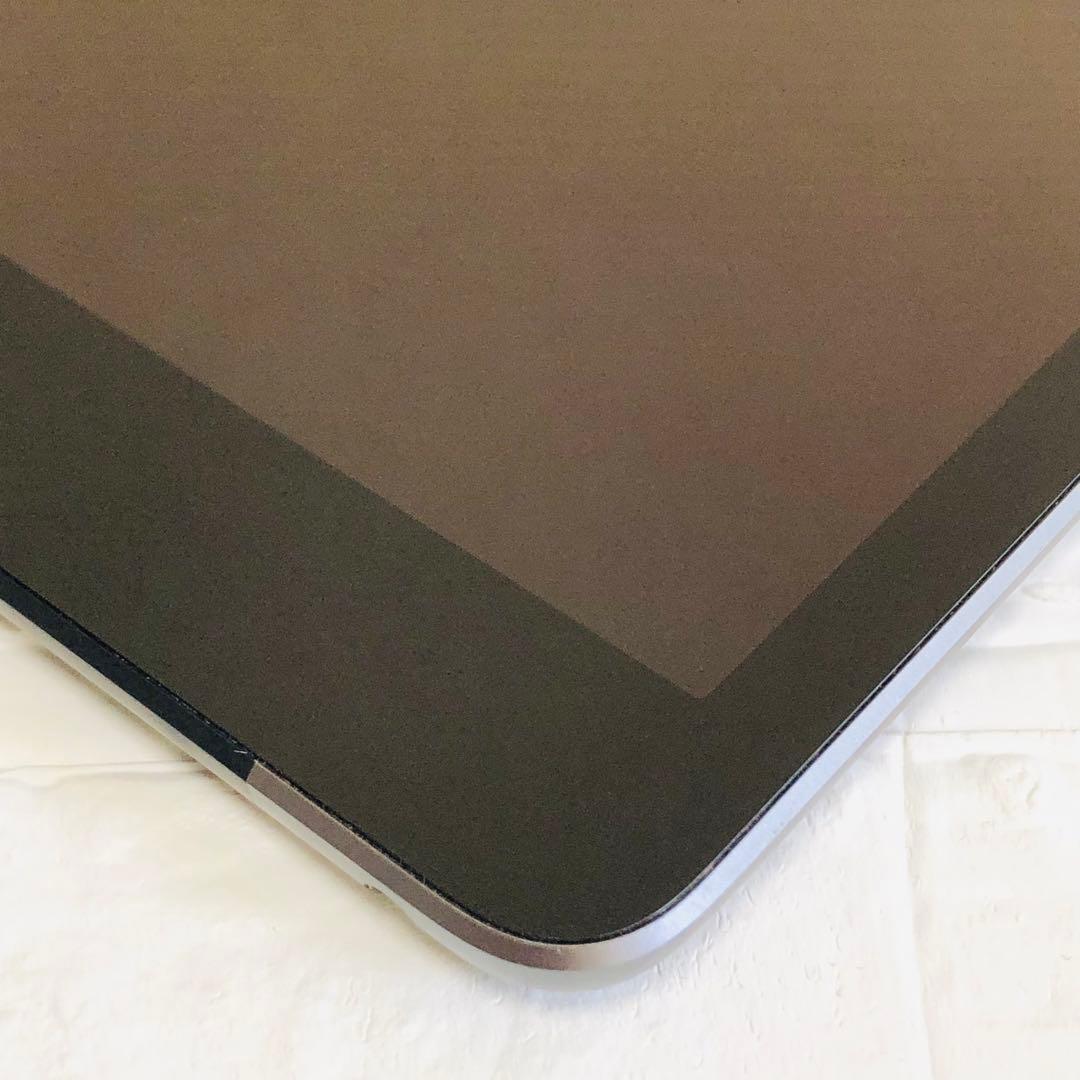 iPad 第8世代 32GB SIMフリー　管理番号：284