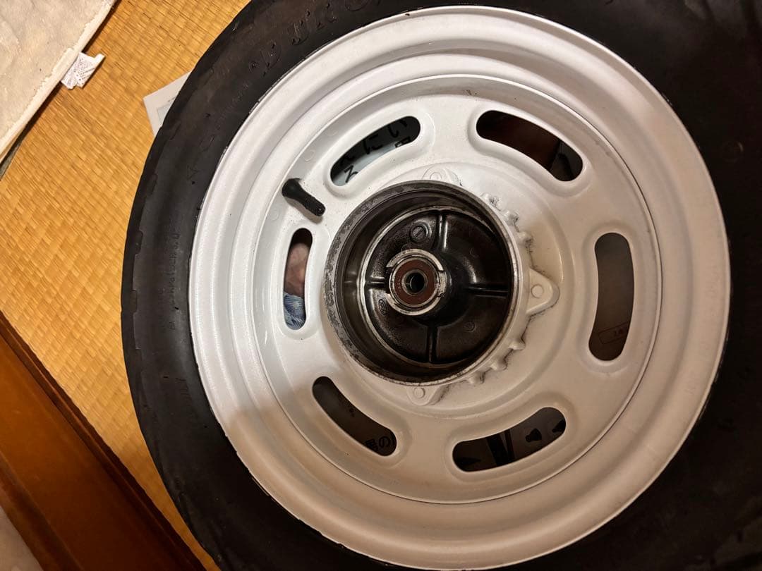 エイプ50 ホイール　タイヤ付き