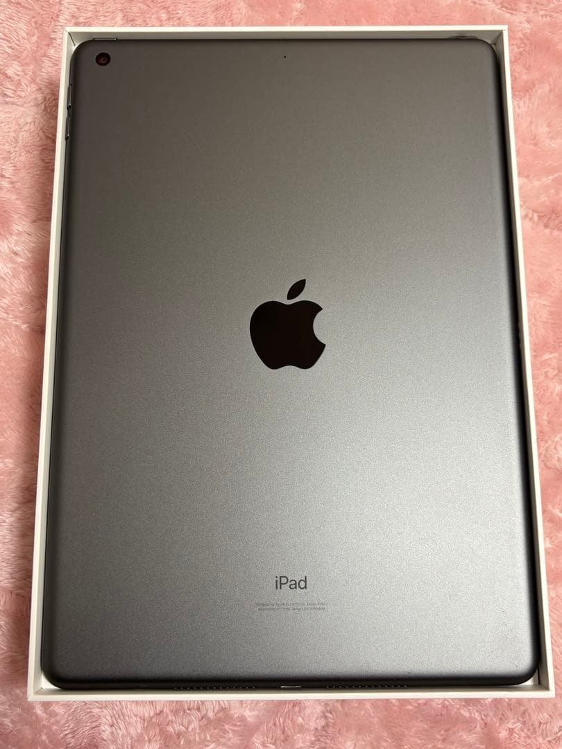 iPad 第9世代 本体 lightningケーブル