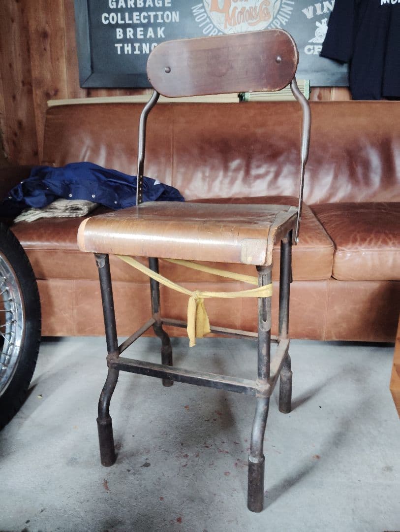 ヴィンテージ　インダストリアル　チェア