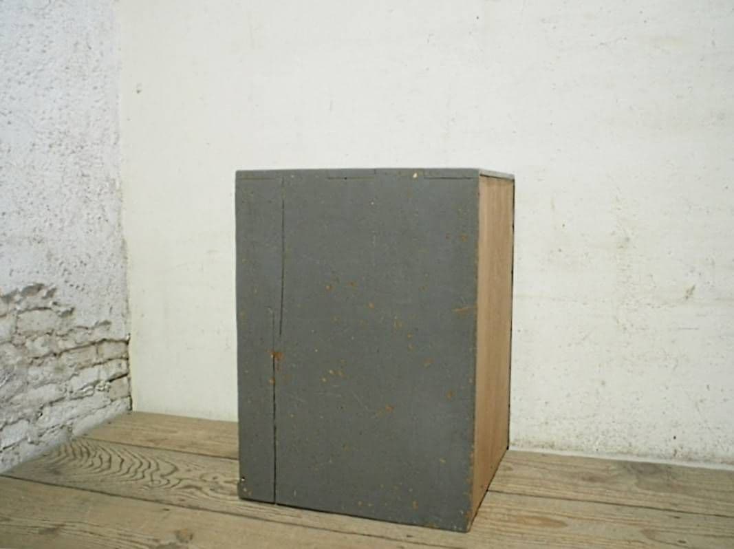 1035 ヴィンテージ　小引き出し　収納棚　シャビー　工業系　レトロ 　ケース