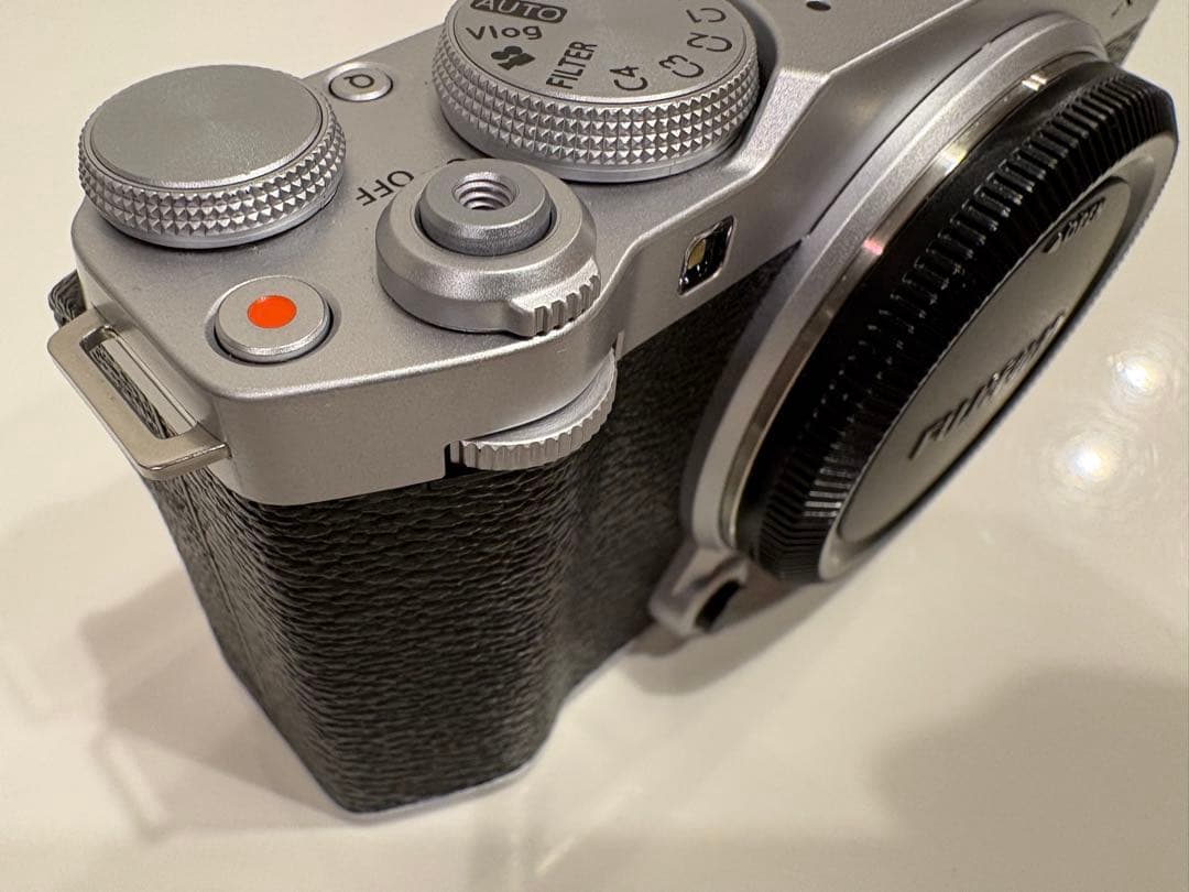 FUJIFILM XM5 シルバー【シャッター回数1092回】付属品多数