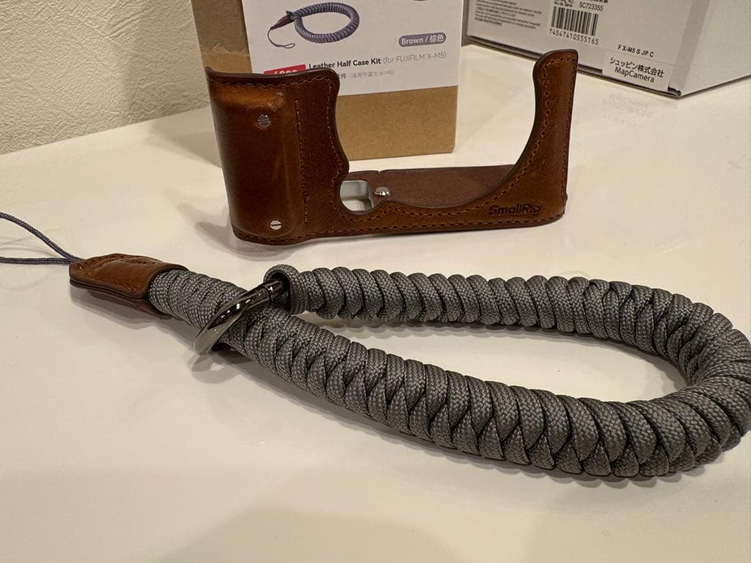 FUJIFILM XM5 シルバー【シャッター回数1092回】付属品多数