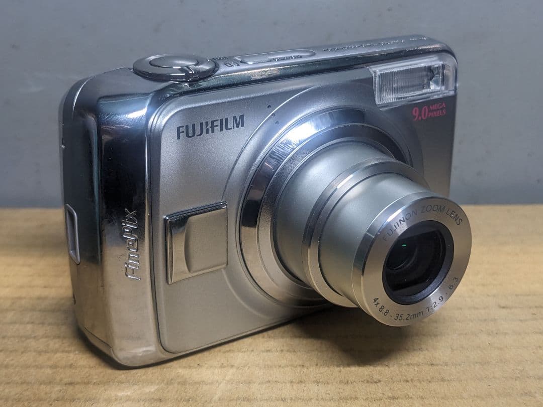 FUJIFILM FinePix A900 デジカメ 単三電池　動作品