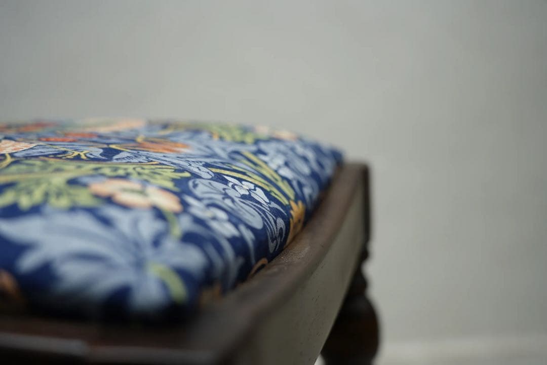 英国アンティーク　ウィリアムモリス　オーク材　1930年　チェア　椅子