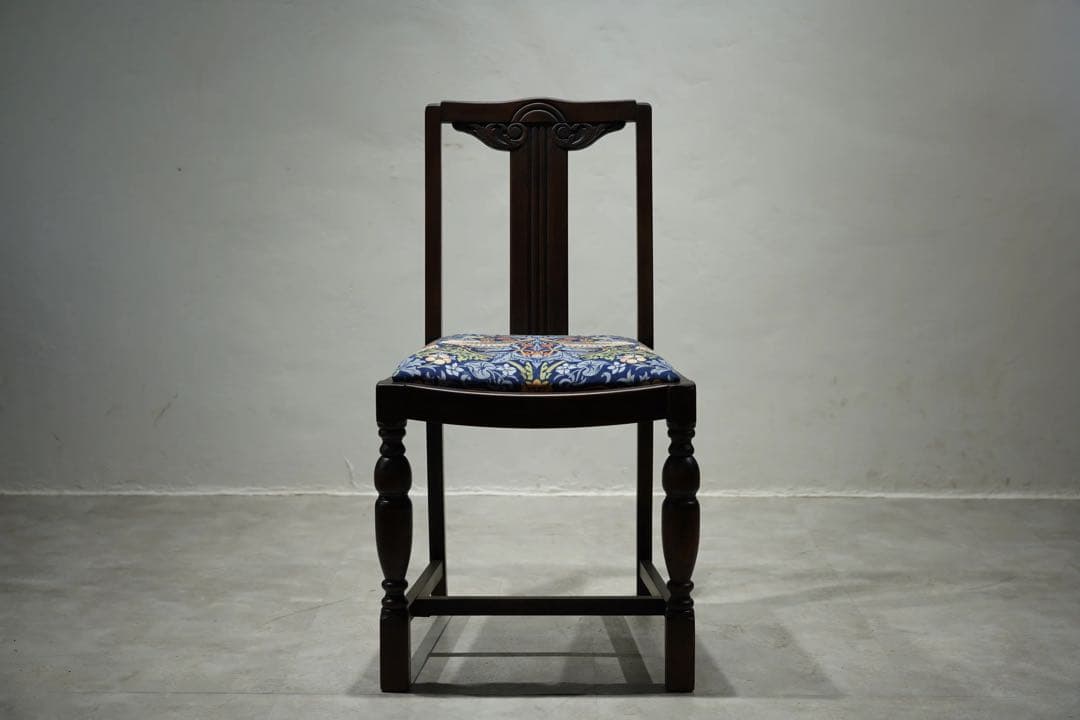 英国アンティーク　ウィリアムモリス　オーク材　1930年　チェア　椅子