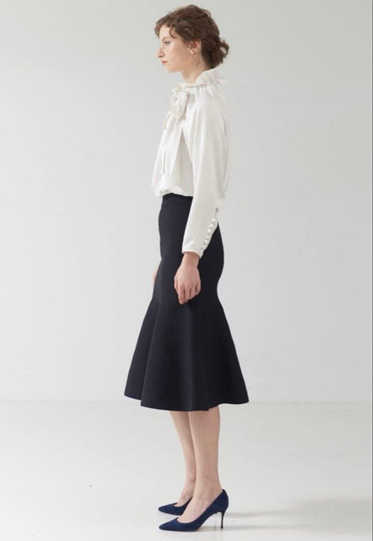 美品✨デザインワークス　サテンリボンブラウス　ボウタイ　日本製　38