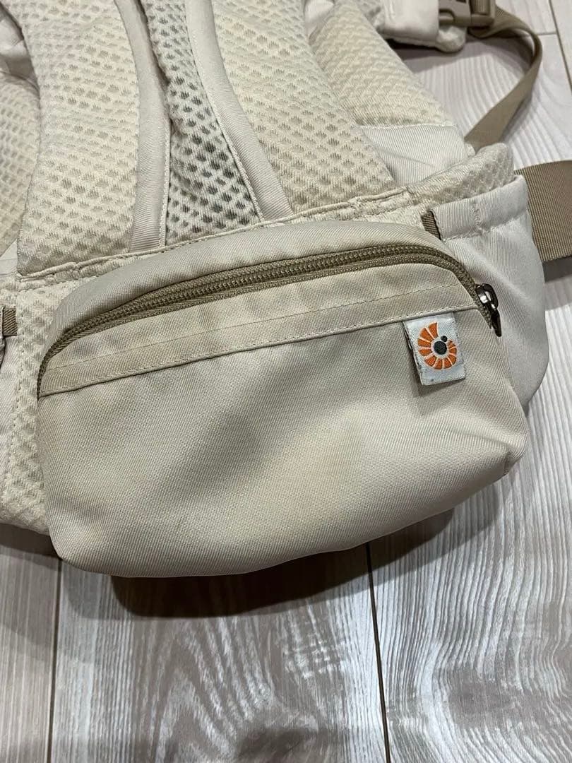 ergobaby OMNI ベージュ 抱っこ紐