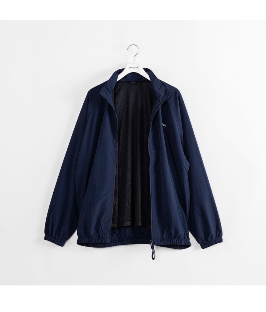 山*ん様 【即完売】アップルバム　ナイロンジャケット