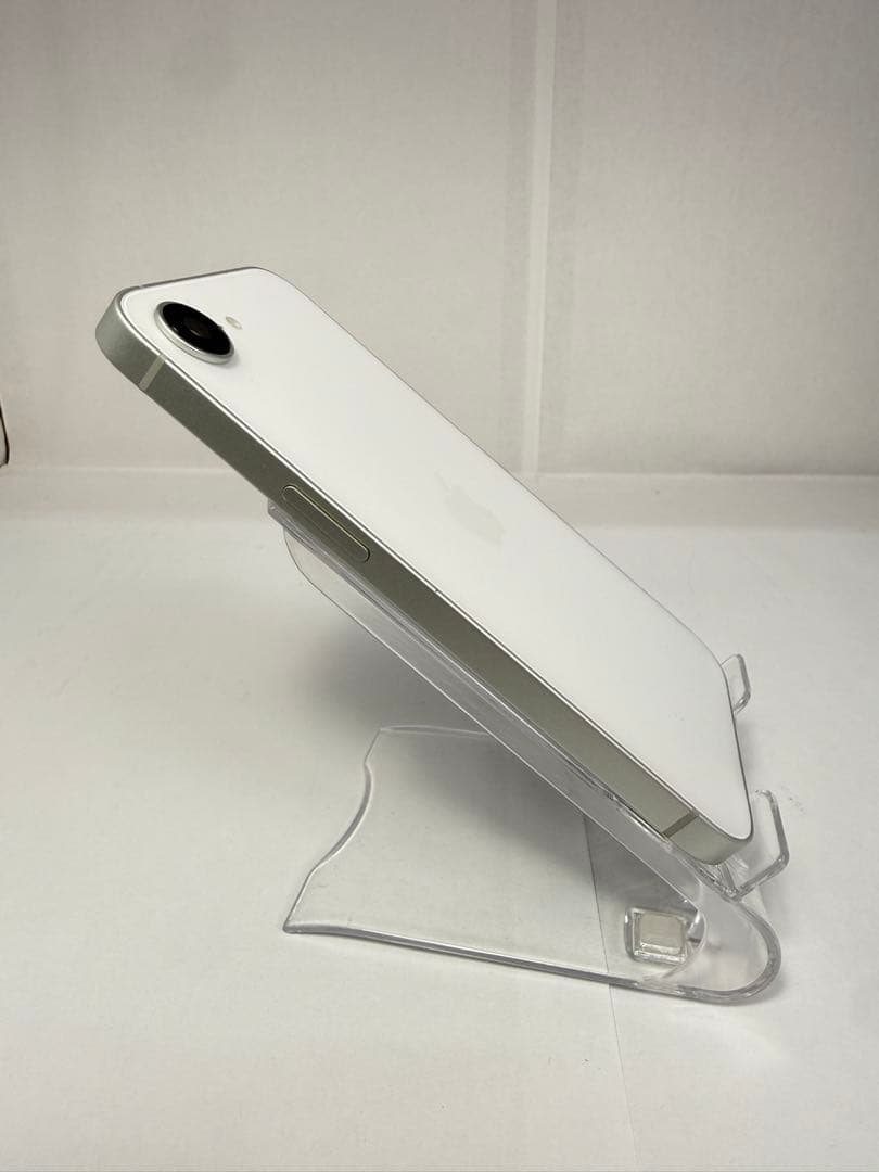 iPhone16e 128GB ホワイト海外版 SIMフリー ロックなし残賃なし