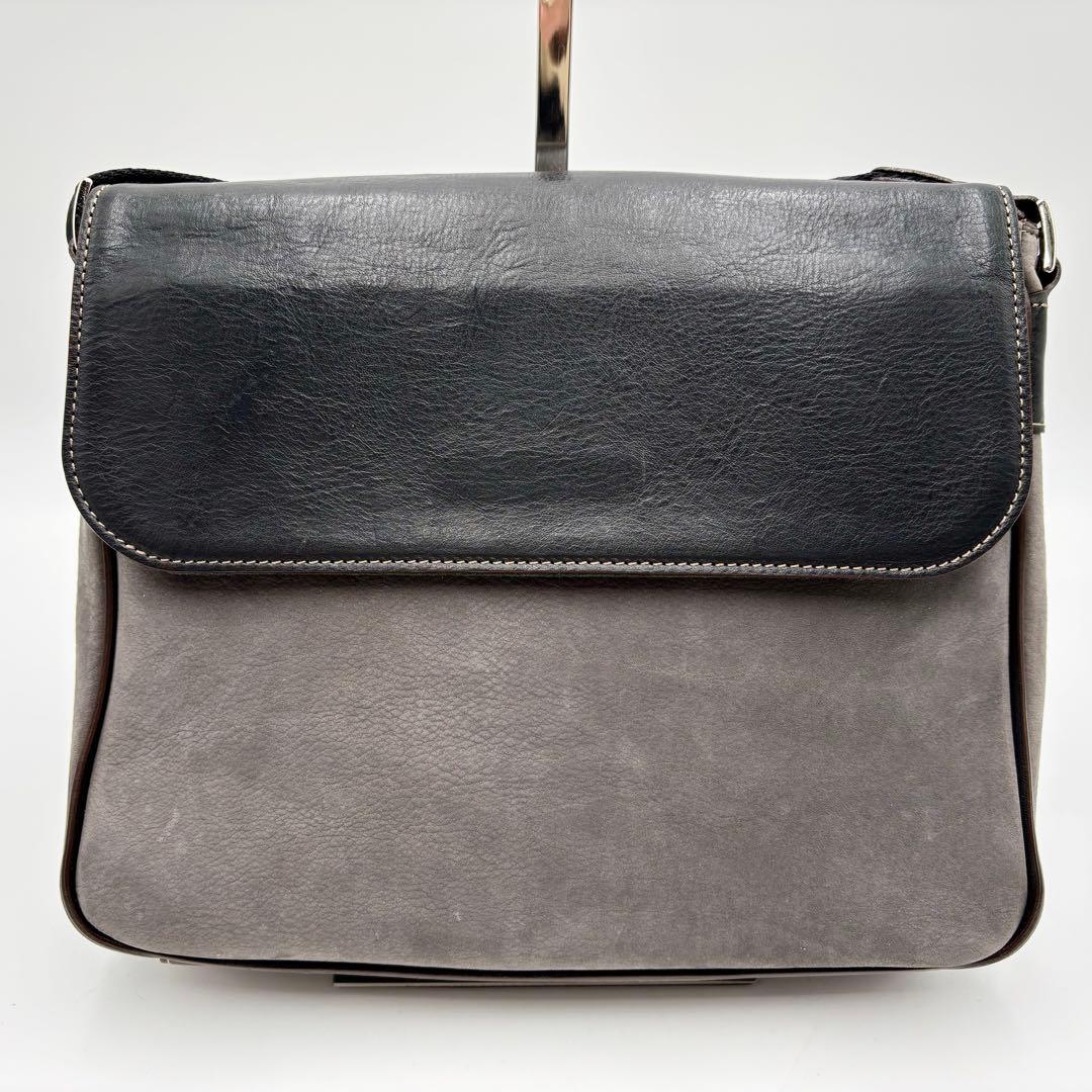 極美品 ココマイスター ショルダーバッグ グッドオールドミラノ ヌバック グレー